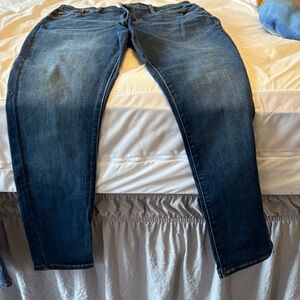 Levi's Dark Blue Skinny Jeans